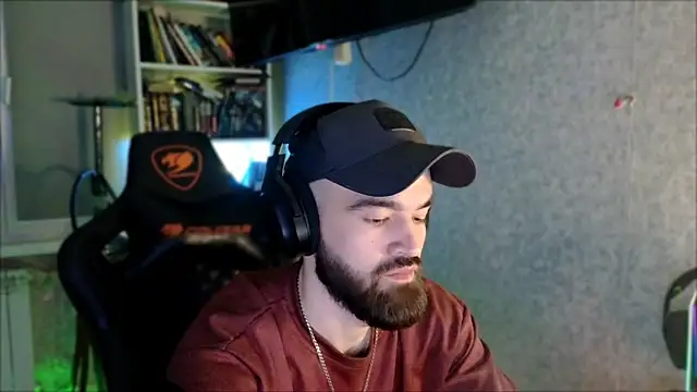 _Serious_Man webcam