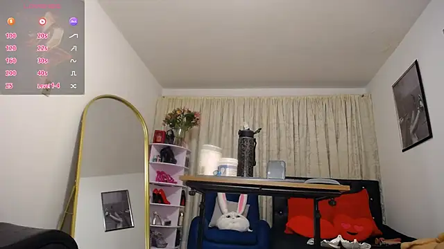 Litas_Secrets webcam