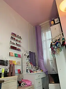 KawaiiKiki_247 webcam