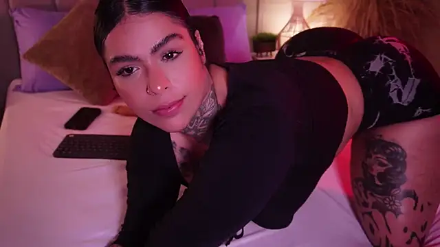 curvyliciousss webcam