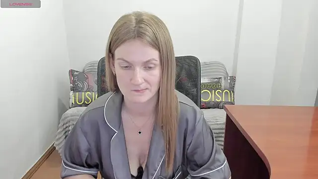 Alisha_Skyes webcam