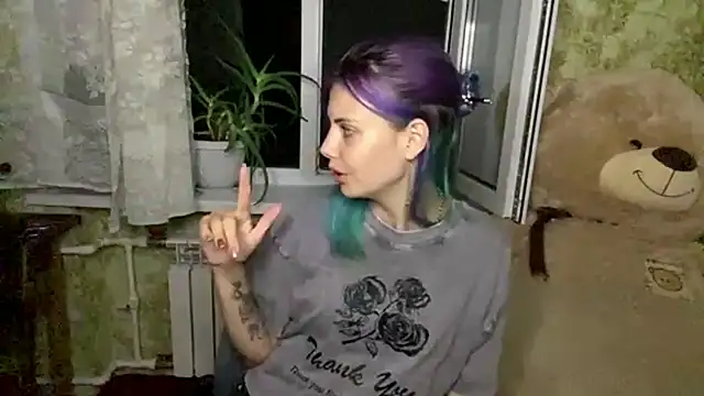 Helen18glo webcam