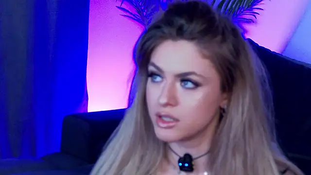 AnneMaryie webcam