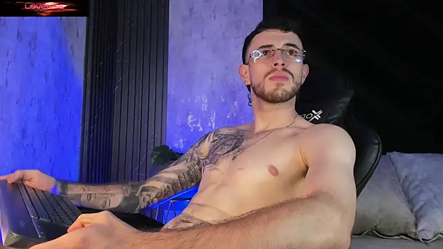 CodyWalkerR webcam