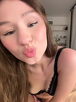GlamourNova webcam