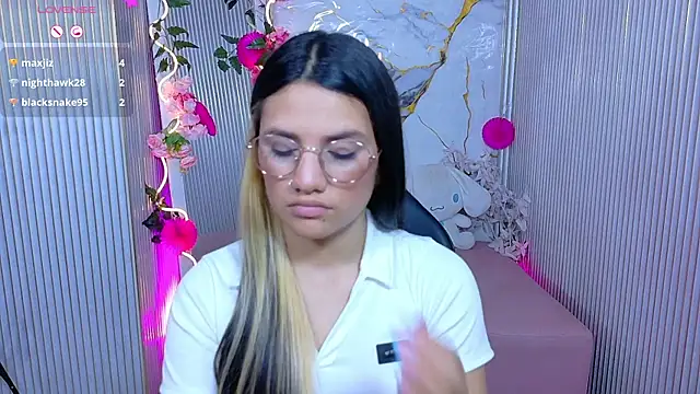 Chiara_tay webcam
