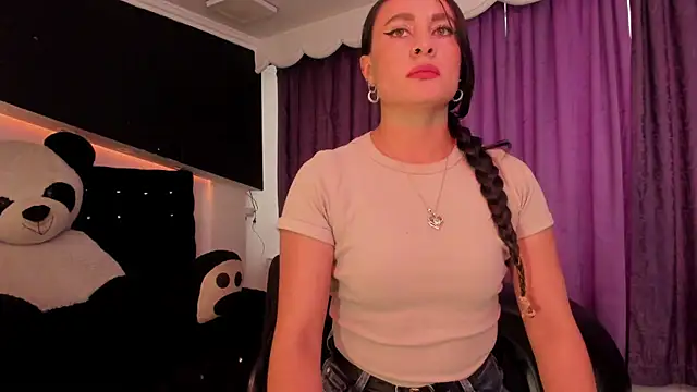 Coral_Gibson webcam