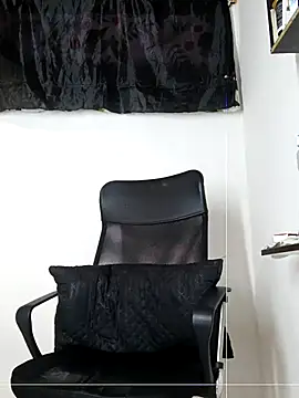 angierot2025 webcam