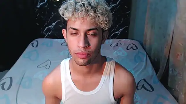 Wild_Squad webcam