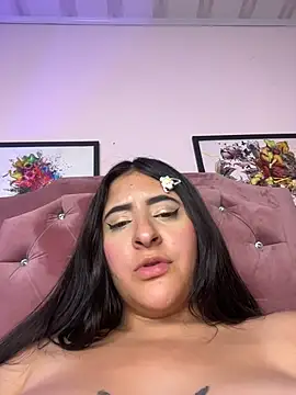 Maggiee_1 webcam