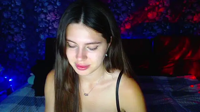 ViollinaLove webcam