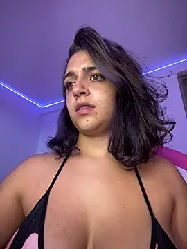 Aliciia777 webcam