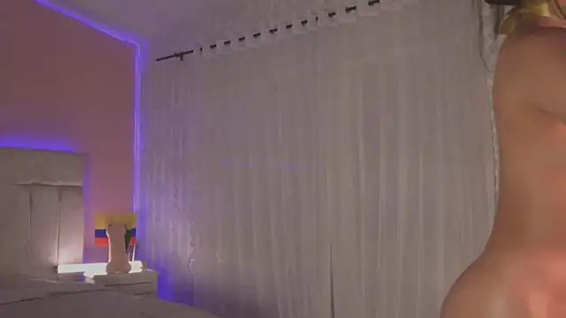 VeronicaMartiin webcam