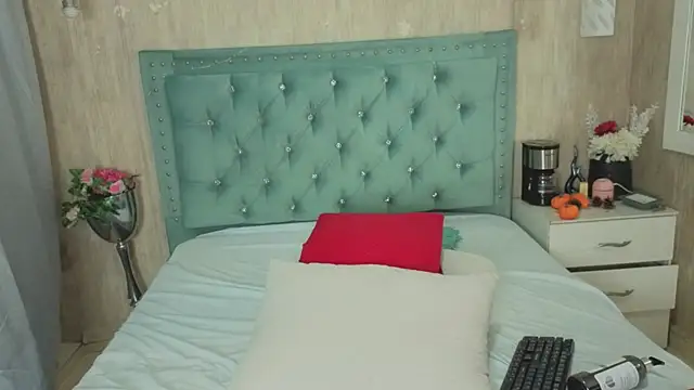 Marcelaa_fox webcam