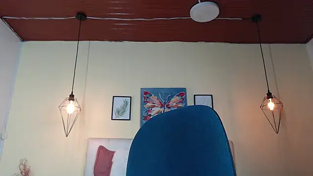 Megan_05_ webcam