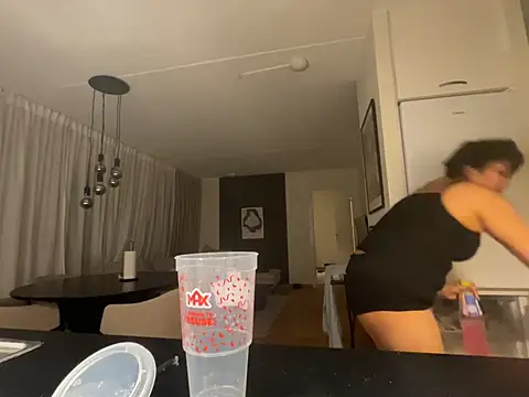 TitiTinyThai webcam
