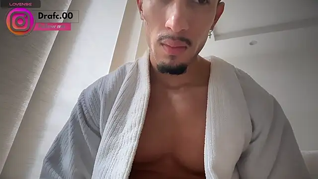 rafael_stone11 live cam on StripChat
