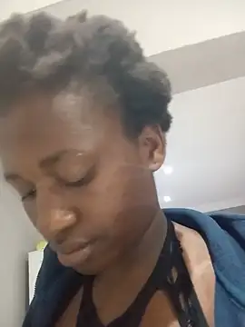 DimpleQueen_01 webcam