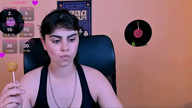 shadow_kiss_ webcam