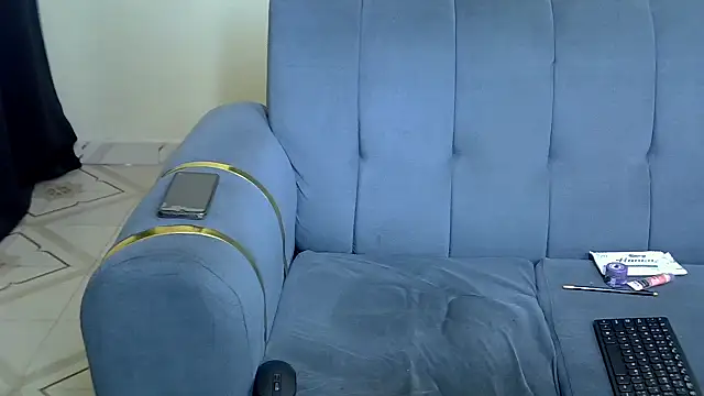 nicolesbiggy webcam