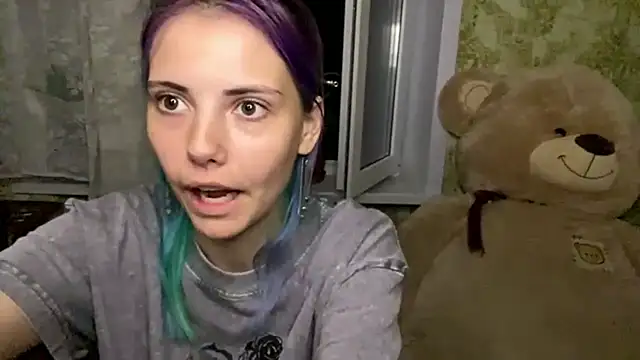 Helen18glo webcam