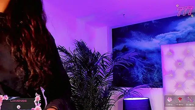 Keira_Fox31 webcam