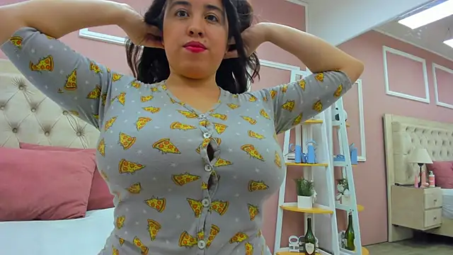 nia_taylorX webcam