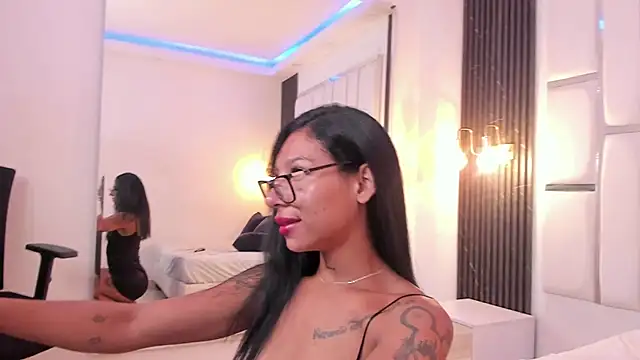 Maia_Clark520 webcam