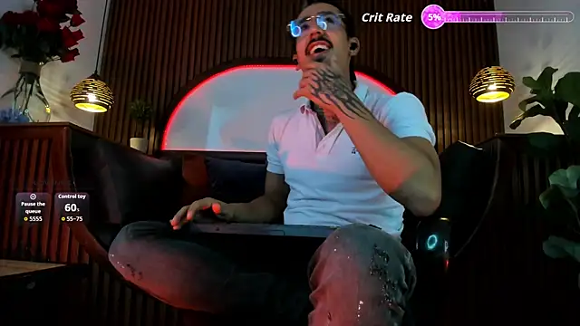 Donovan_Desmond live cam on StripChat