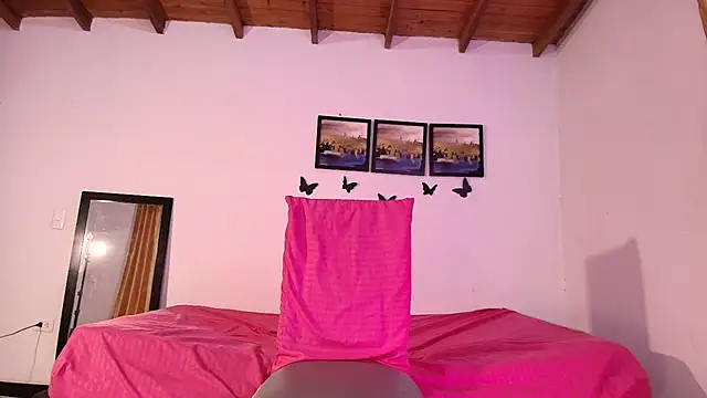 Nikki__uwu webcam
