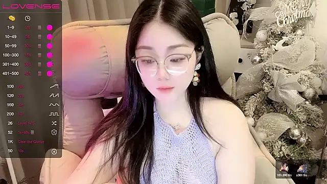 Monica-666888- webcam