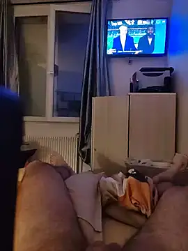 Warriordu95 live cam on StripChat