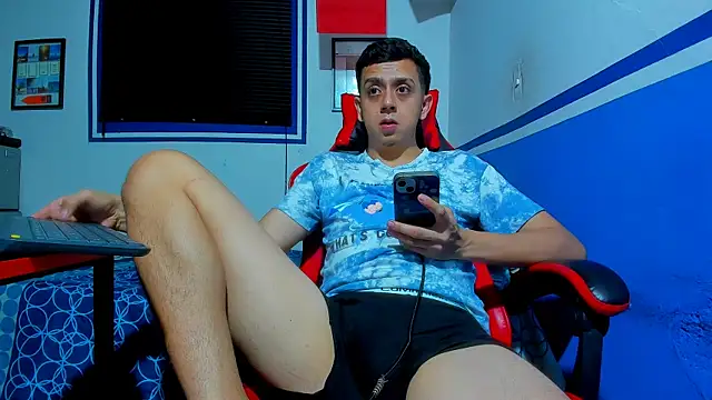 maxowens_oficial webcam