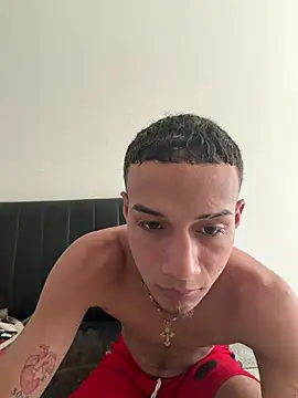 friends_lust_latin webcam