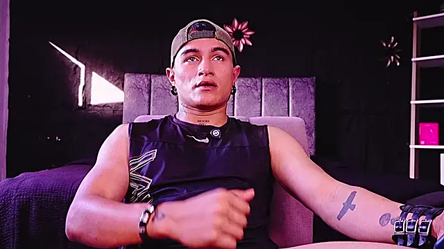 LiamDeep webcam