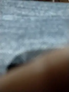 ellaYyo22 webcam