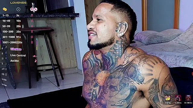 zaiin_diesel live cam on StripChat