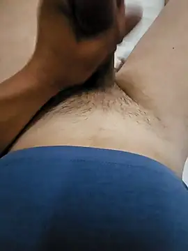 Moonbadboyss webcam