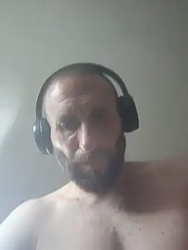 maccdaddy87 live cam on StripChat