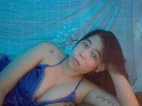 Asianhotskinny webcam