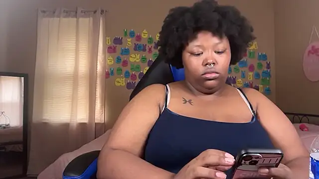 Chocolatebunnyxx96 webcam
