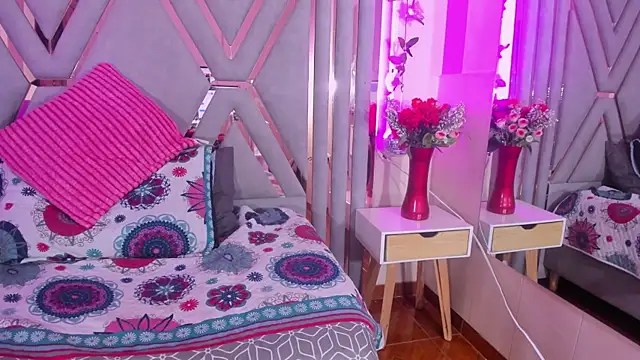 adri_rivera webcam