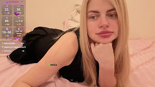 ShamlesssAdell webcam