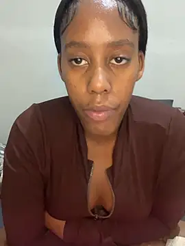 petite_bee webcam