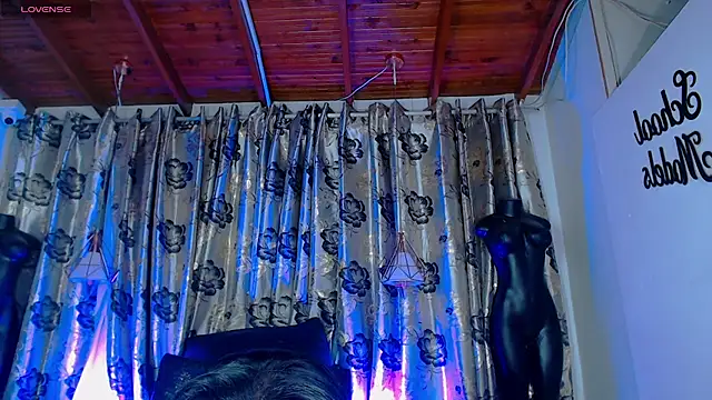 Hecate_doll webcam