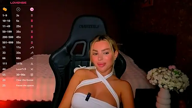 Ayla__Demir webcam