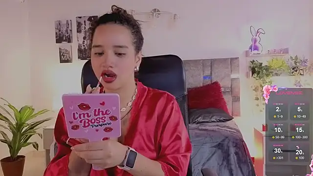 emilyrouxe webcam