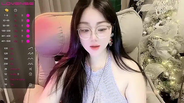 Monica-666888- webcam