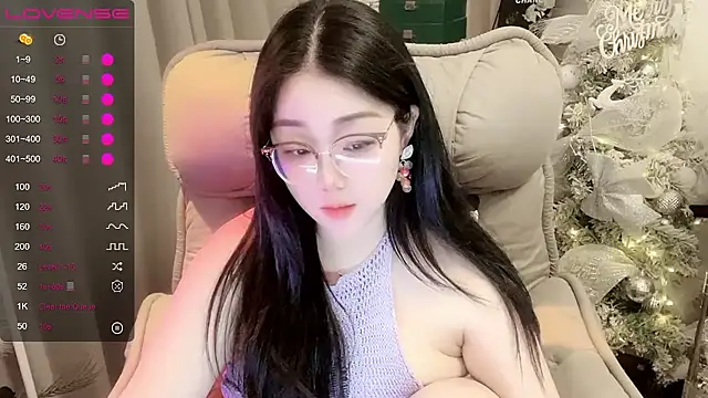 Monica-666888- webcam