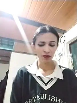 Aisha_hotts777 webcam